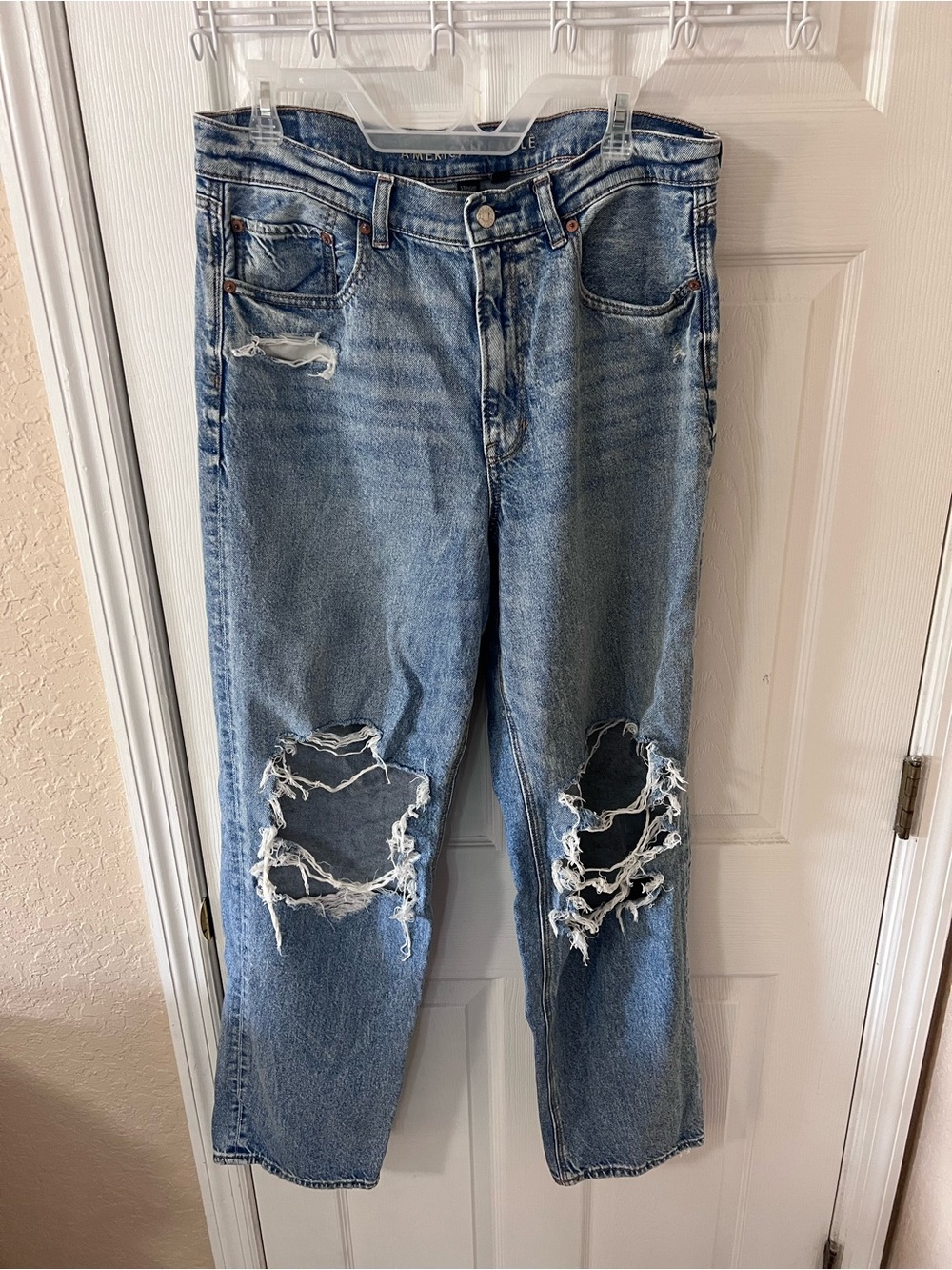 American Eagle Distressed Light Blue Super High-Rise Baggy Straight Leg Jeans - Picture 2 of 13